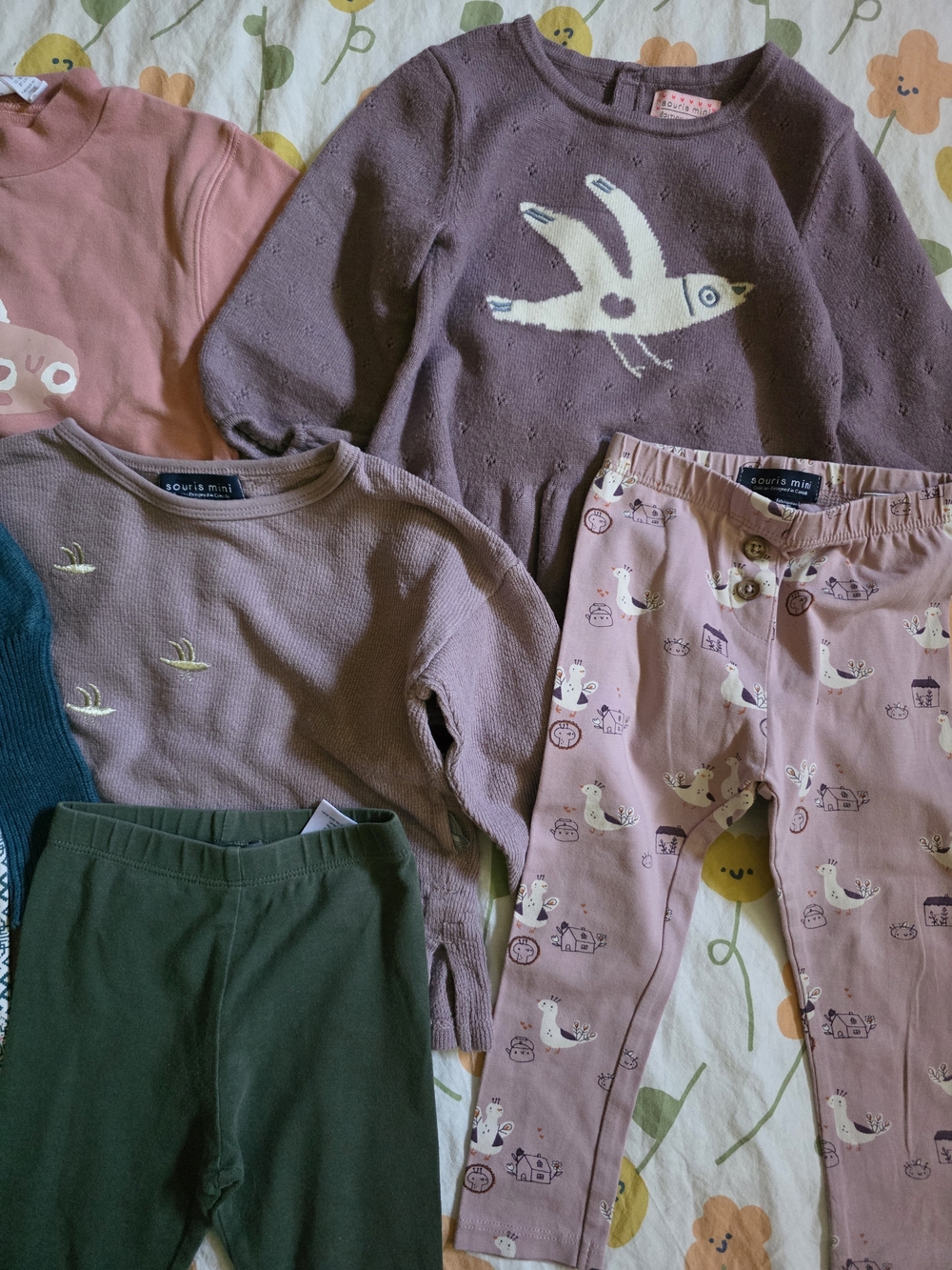 Girls Clothes - Picture 2 of 3